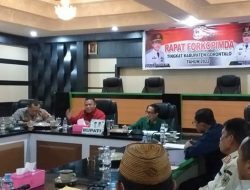 Suasana rapat Forkopimda yang membahas sejumlah persoalan daerah, termasuk kasus kekerasan terhadap anak. (Foto: Ist)