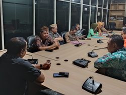 Suasana rapat evaluasi yang dilakukan di Ruang Dulohupa DPRD, Selasa (21/2). (Foto: Ist)