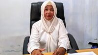 Kades Dumati, Emi Abdullah Harun.