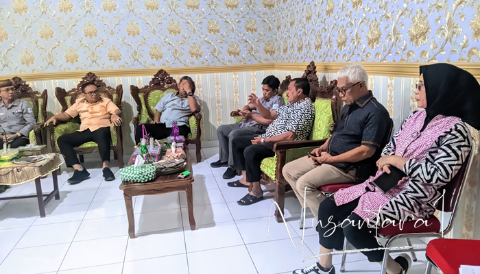 Reses Anggota DPRD Provinsi Gorontalo ke UPTD TPA Talumelito. [foto:juna/nusantara1]