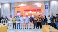 Kunjungan Anggota DPR RI, Rusli Habibie di Kantor PT PLN UP3 Gorontalo. [foto:juna/nusantara1]
