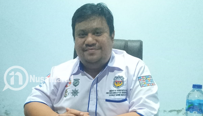 Plt. Kepala UPP Kelas II Tahuna, Melfrid Palenewen. [foto:grace/nusantara1]