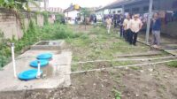 Anggota DPR RI, Rusli Habibie saat meninjau progres pembangunan IPAL di Pondok Pesantren Al Fatah. [foto:ist/humas] 