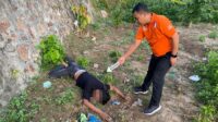 Olah TKP penikaman di salah satu cafe di Kabila, Bone Bolango. [foto: dok/humaspolres]