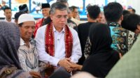 Menaker, Yassierli, di Balai Pelatihan Vokasi dan Produktivitas (BPVP) Padang, Kamis 12 Februari 2026 usai menyerahkan bantuan [foto:dok/biro humas]