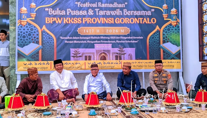 Bupati Gorontalo, Sofyan Puhi saat menghadiri acara yang diselenggarakan oleh KKSS [foto:juna/nusantara1]