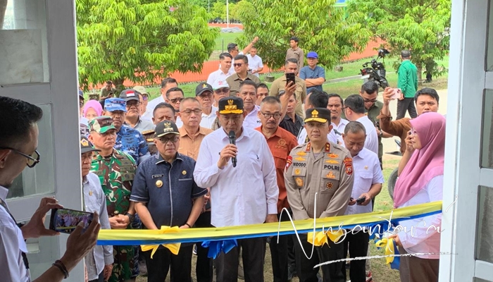 Gubernur Gorontalo, Gusnar Ismail bersama Forkopimda resmikan Media Center PENAS Petani Nelayan XVII 2026. [foto:juna/nusantara1]