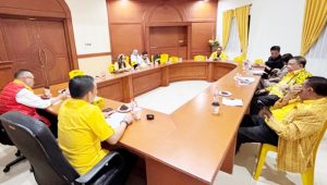 Fraksi Partai Golkar saat menggelar rapat pada Senin 24 Agustus 2026 malam. [foto:dok/fpg]