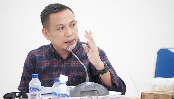Ketua FPG DPRD Provinsi Gorontalo, Moh. Abd. Ghalieb I. Lahidjun. [foto:dok]