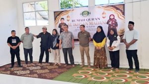 Kunjungan Komisi IV ke calon penerima bantuan, Yayasan Rumah Qur'an Al Ikhsan Madani, Pohuwato. [foto:dok/humas]