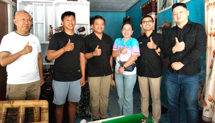 Dinas Koperasi dan UMKM saat mendampingi BI dalam rangka melakukan survei kepada para pelaku UMKM. [foto:dok]
