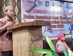 Darda Daraba saat memberikan sambutan pada rapat evaluasi pelaksanaan Bulan Imunisasi Anak Nasional (BIAN) tingkat Provinsi Gorontalo, Kamis (14/7/2022). (Foto: Istimewa)