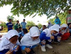 Gosok gigi massal yang digelar oleh pihak Puskesmas Dulupi. (Foto : Istimewa)