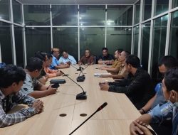 Suasana anggota DPRD saat melakukan rapat membahas aspirasi masyarakat. (Foto:Ist)