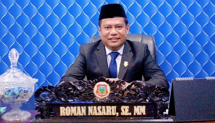 Wakil Ketua DPRD Kabupaten Gorontalo, Roman Nasaru. (Foto: Ist/Koleksi FB Roman Nasaru)