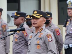 Kapolresta Gorontalo Kota Kombes Polisi, Dr. Ade Permana, S.I.K.,MH saat memberikan arahap pada apel pagi yang digelar Senin (9/1/2023). (Foto: Ist)