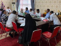 Rapat penyusunan agenda kelembagaan DPRD Gorontalo Utara untuk 2023 yang dipimpin oleh Wakil Ketua, Roni Imran dan Hamzah Sidik pada akhir pekan lalu. (Foto: Ist)