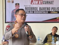 Kapolda Gorontalo, Irjen Pol. Helmy Santika, S.H., S.I.K., M.Si dalam kegiatan ‘Jumat Curhat’. (Foto: Ist)