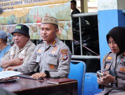 Kapolresta Gorontalo Kota, Kombes Polisi Dr. Ade Permana,S.I.K.,MH menggelar ‘Jumat Curhat’ di TPI. (Foto: Ist)