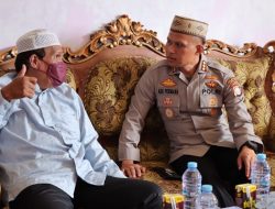 Kapolresta Gorontalo Kota, Kombes Polisi Dr. Ade Permana,S.I.K.,MH menemui sejumlah tokoh agama. Foto; Ist)