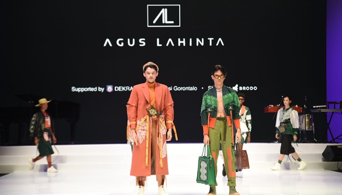 Hasil karya desainer Gorontalo, Agus Lahinta tampil di Runway IFW 2023. (Foto: Ist/diskominfotik gorontalo)