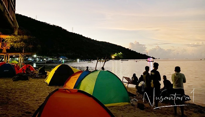 Suasana Pantai Kaisomaru, Leato Selatan menjelang pagi. (Foto: Nusantara1)