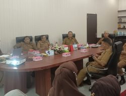 Rapat kerja terbatas dipimpin Sekda Kabupaten Gorontalo, Roni Sampir membahas akhir perjanjian kerjasama dengan PT. Tri Jaya Tangguh. (Foto:Ist)