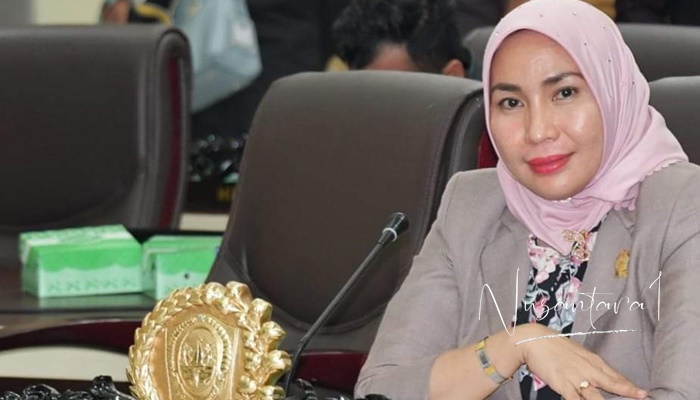 Politisi dari Atinggola yang bakal kembali duduk sebagai Anggota DPRD Gorontalo Utara, Rina Polapa.