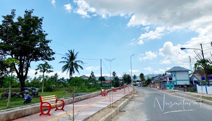 Salah satu sudut trotoar di Jalan Tondano yang kini elok dipandang. (Foto: Nusantara1)