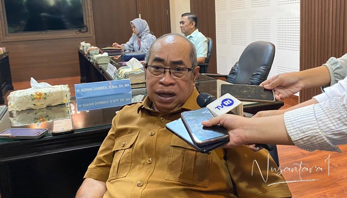 Anggota Komisi I DPRD Provinsi Gorontalo, Adhan Dambea. (Foto: Ist)