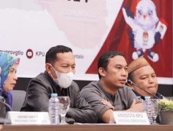 KPU saat menggelar sosialisasi Dapil dan alokasi kursi DPRD Provinsi Gorontalo. (Foto: Ist)