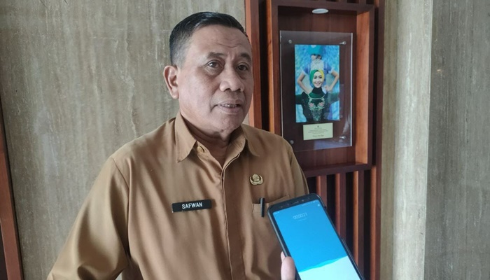 Kepada Dinas Kominfo Kabupaten Gorontalo, Safwan Bano. (Foto: Ist)