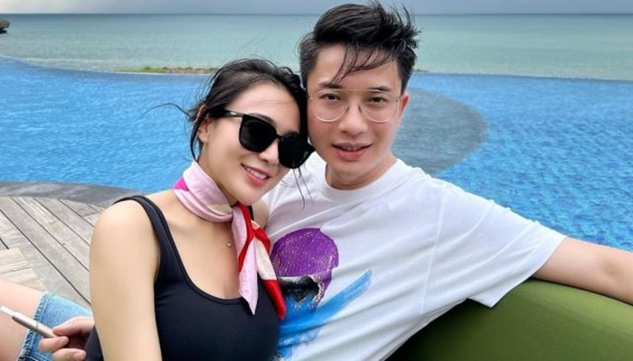 Seleb Wika Salim Wika Salim bersama pacarnya, Max Adam. (Foto: Ist)