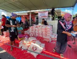 Lokasi pasar murah tempat anggota DPRD Provinsi Gorontalo, Adhan Dambea membagikan 1.500 kupon. (Foto: Ist)