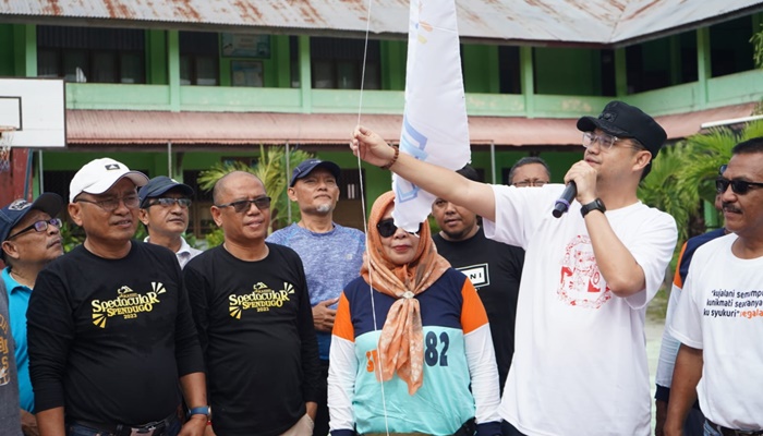 Wakil Walikota, Ryan Kono saat menghadiri acara di SMP 2 Kota Gorontalo. (Foto: Ist)