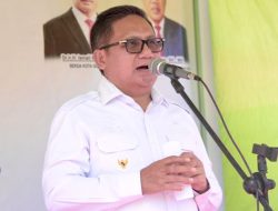 Walikota Gorontalo, Marten Taha saat memberikan sambutan pada Hari Koperasi Nasional ke 76 di Kantor Dinnakerkop UKM Kota Gorontalo, Rabu (9/8). (Foto: Ist)