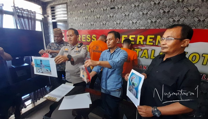 Kapolresta Gorontalo Kota, Kombes Pol. Dr. Ade Permana, SIK, MH, saat menggelar press release, Rabu (20/9) terkait penangkapan dua orang warga pengguna ganja. (Foto: Nusantara1)