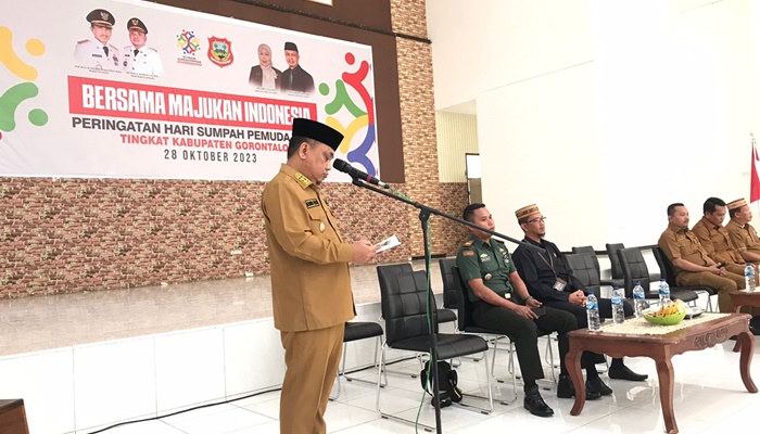 Kabgor 11 Wakil Bupati Gorontalo, Hendra Hemeto saat memimpin upacara peringatan Hari Sumpah Pemuda. (Foto: Ist)