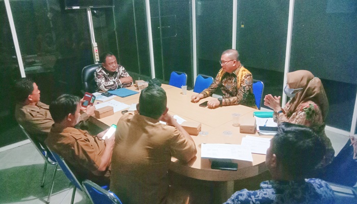 Rapat propemperda 2024 yang dilaksanakan Bapemperda DPRD Kabupaten Gorontalo dengan menghadirkan pihak eksekutif. [foto:ist]