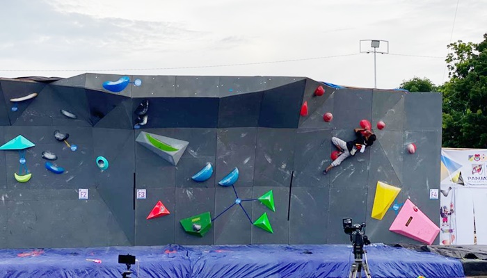 Boulder Climbing, salah satu fasilitas yang disiapkan pada ‘Amirudin Sport Climbing Bukit Halimun’ untuk mendukung atlet Panjat Tebing. [Foto: Ist/Sangalu untuk Nusantara1]