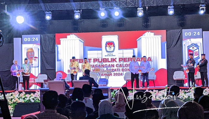 Suasana debat Pilkada Bone Bolango yang mana semua pasangan unjuk program. [foto:nusantara1]