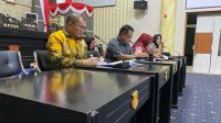 Pembahasan Ranperda tentang Pembelajaran Berbasis Budaya, Sejarah dan Sumber Daya Alam di Satuan Pendidikan Dasar. [fot:ist]