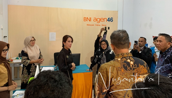 Pansus LKPJ DPRD Provinsi Gorontalo saat kunjungan sekolah di Limboto, Jumat (11/4). [foto: fikarbuntuan/nusantara1]