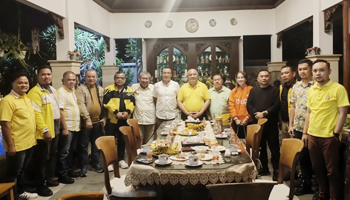 Pengurus DPD Partai Golkar usai mengikuti rapat persiapan Musda. [foto:ist/partaigolkar]