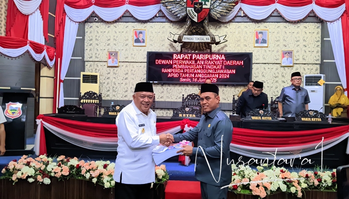 Penyerahan Ranperda pertanggungjawaban APBD 2024. [foto:juna/nusantara1]