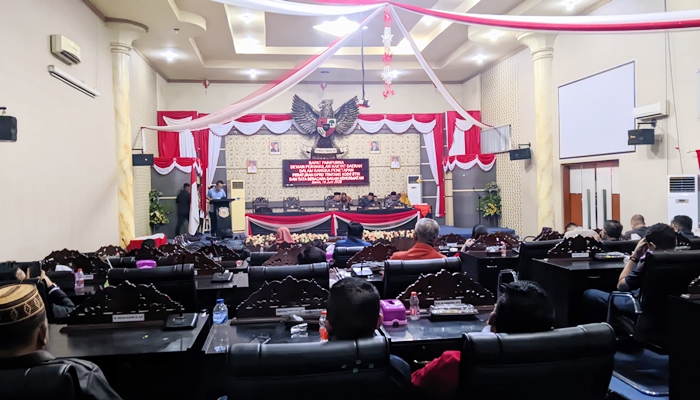 Rapat DPRD Kabupaten Gorontalo. [foto:juna/nusantara1]