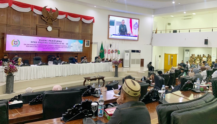 Rapat paripurna terkait Ranperda tentang pertanggungjawaban pelaksanaan APBD Provinsi Gorontalo 2024, Selasa, 8 Juli 2025. [foto:fikar buntuan/nusantara1]