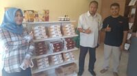 015 UMKM Wakil Ketua DPRD Provinsi Gorontalo, Ridwan Monoarfa saat melakukan kunjungan UMKM, Sabtu 19 Juli 2025. /ist