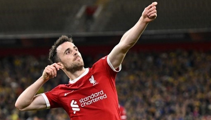 Striker Liverpool, Diogo Jota meninggal dunia bersama adiknya pada 3 Juli 2025 dini hari dalam sebuah kecelakaan lalu lintas di Spanyol. [foto:ist/OLI SCARFF/AFP]