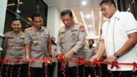 Polda 024 Resmikan Kapolda Gorontalo, Irjen Pol Drs. R. Eko Wahyu Prasetyo saat meresmikan ruangan Dirreskrimsus./ist